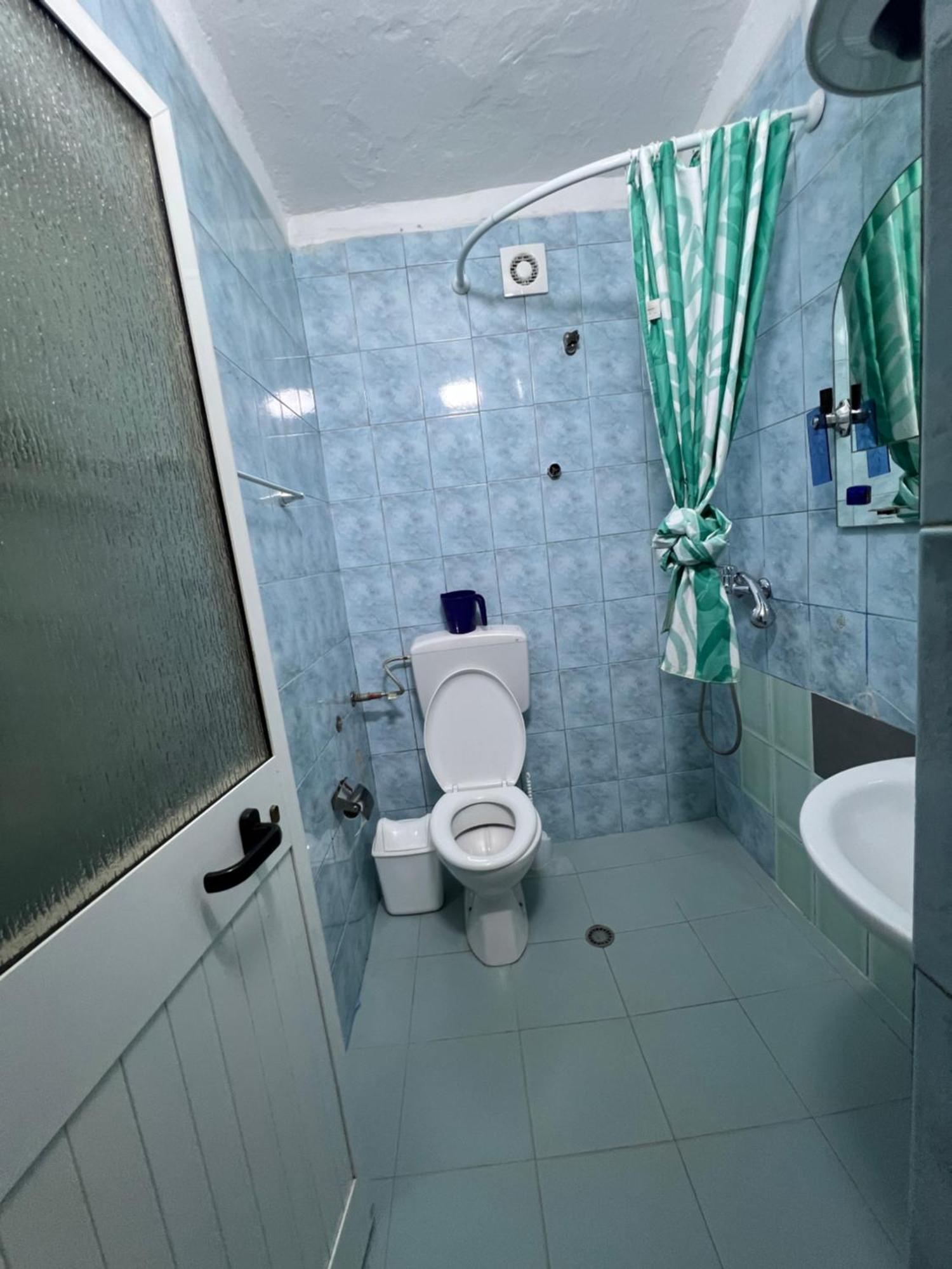 Sisterhood Hostel-Female Only Tiranë Luaran gambar